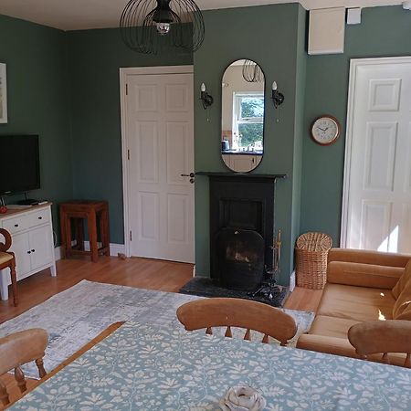 Mountshannon Cottage 외부 사진